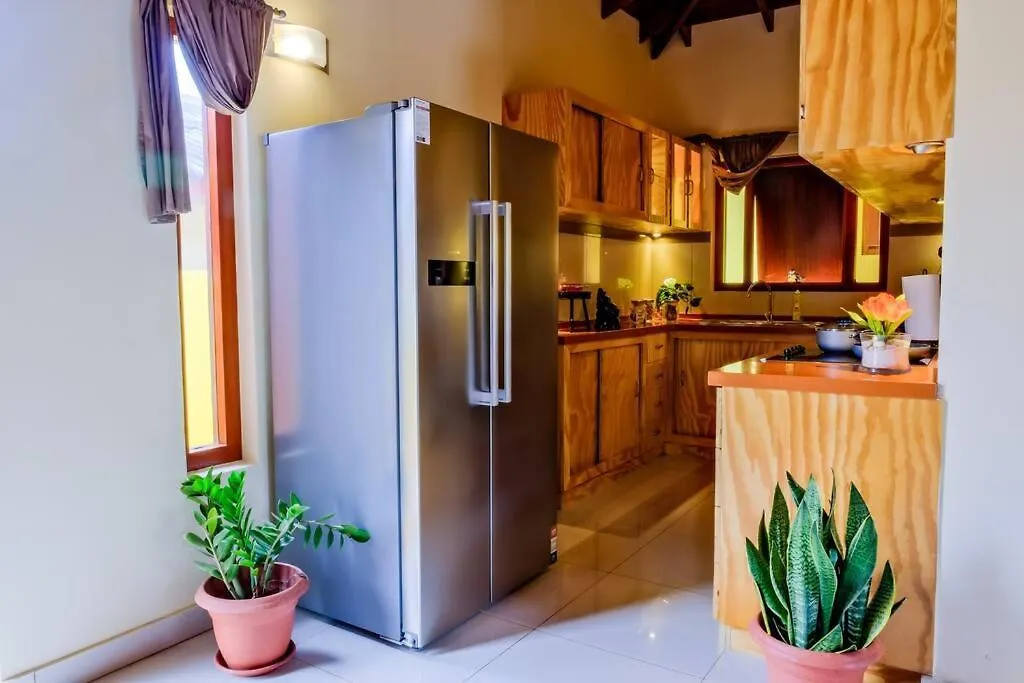 Lägenhet Iona'S Home: Vibrant 2Bedroom Home Near Willemstad Curaçao